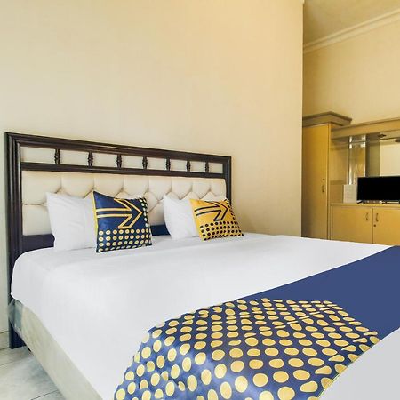 Spot On 91620 Skypiea Guest House Tasikmalaya Εξωτερικό φωτογραφία