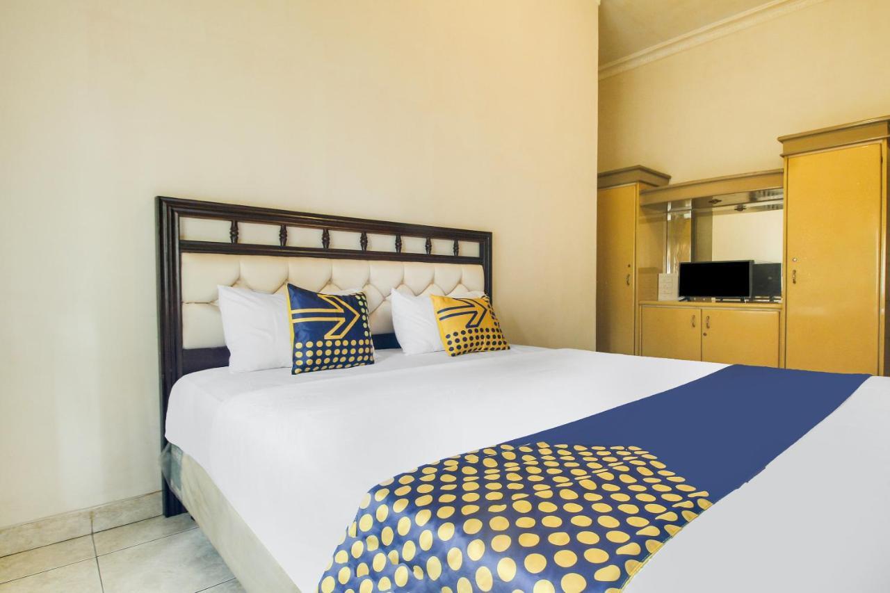 Spot On 91620 Skypiea Guest House Tasikmalaya Εξωτερικό φωτογραφία