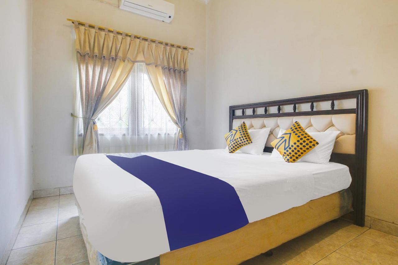 Spot On 91620 Skypiea Guest House Tasikmalaya Εξωτερικό φωτογραφία