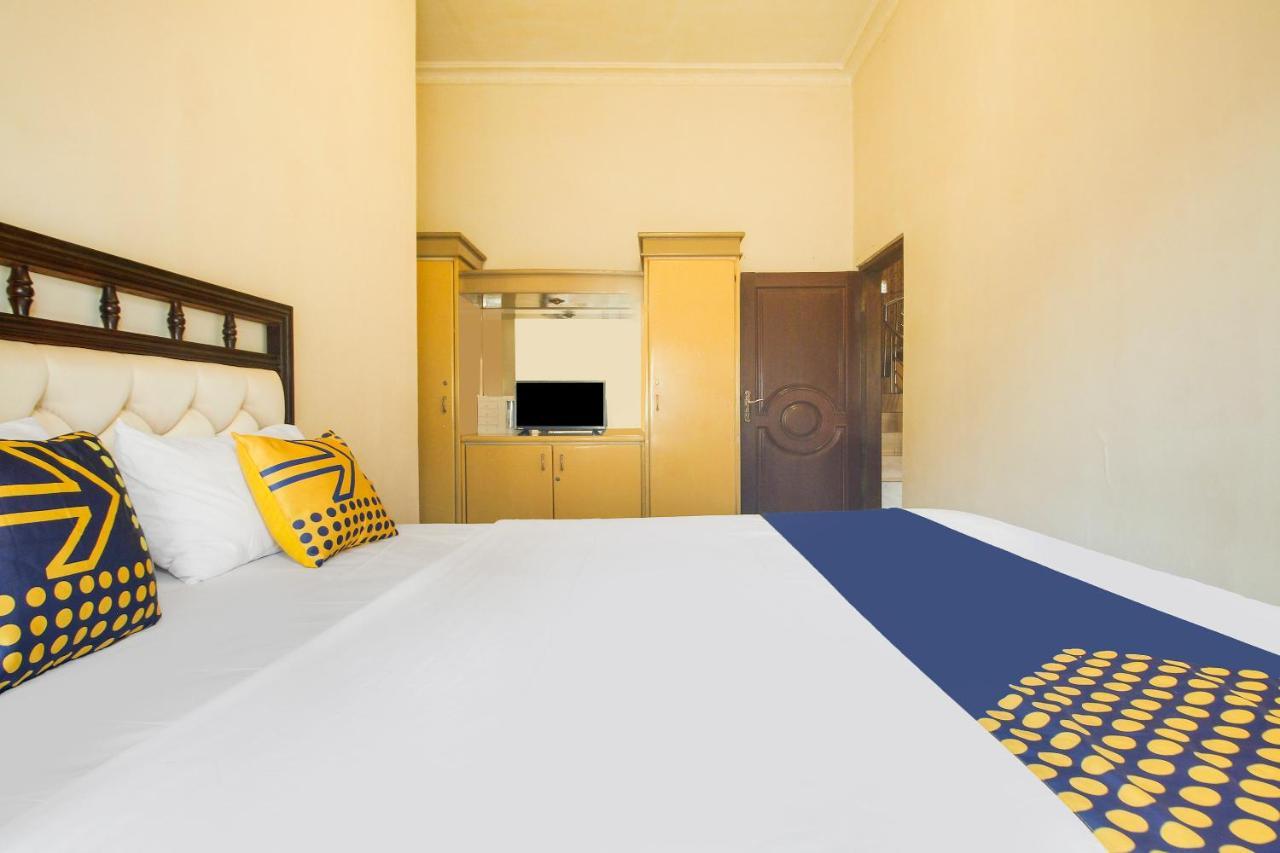 Spot On 91620 Skypiea Guest House Tasikmalaya Εξωτερικό φωτογραφία